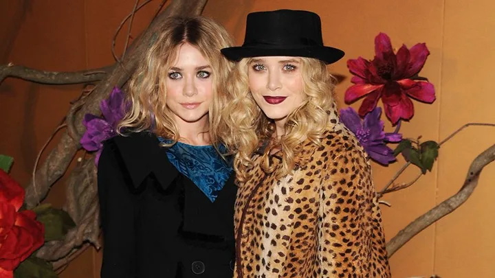 Mary-Kate and Ashley Olsen.