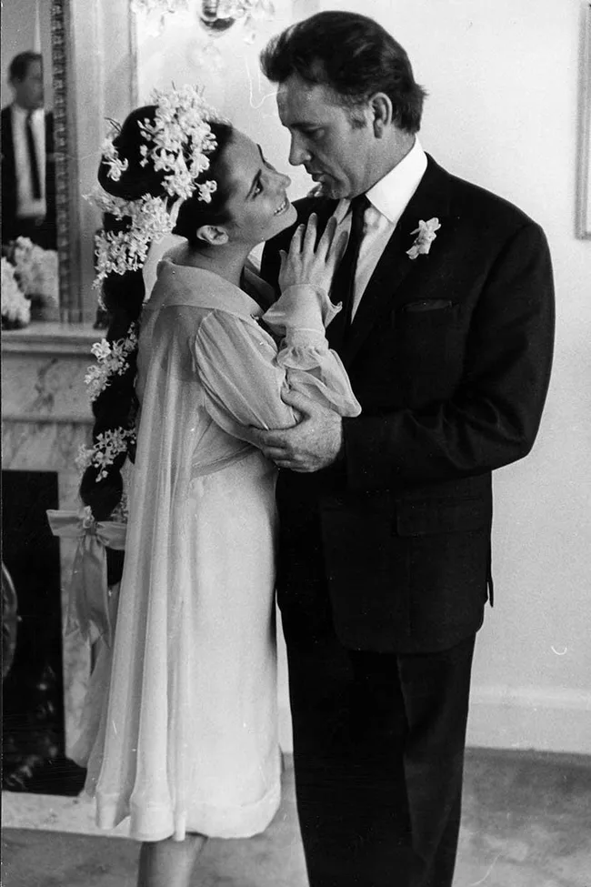 elizabeth-taylor-wedding-dress