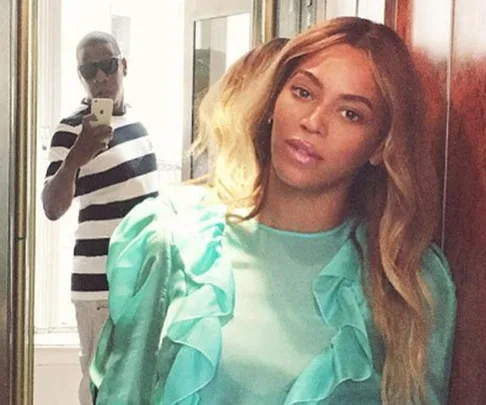 beyonce jay z selfie