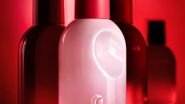 Glossier’s First-Ever Fragrance Is Here