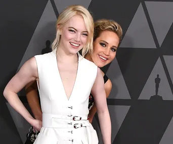 Emma Stone and Jennifer Lawrence red carpet