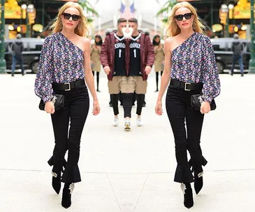 Cropped Black Flared Jeans To Buy