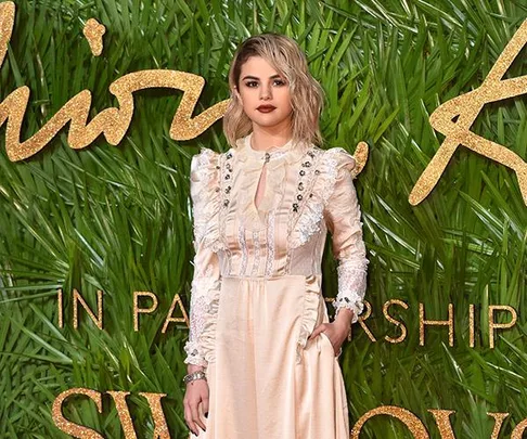 Selena Gomez's Current Style Muse Is Courtney Love