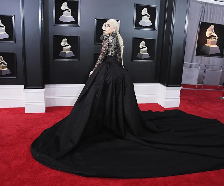 2018 Grammy Awards Red Carpet