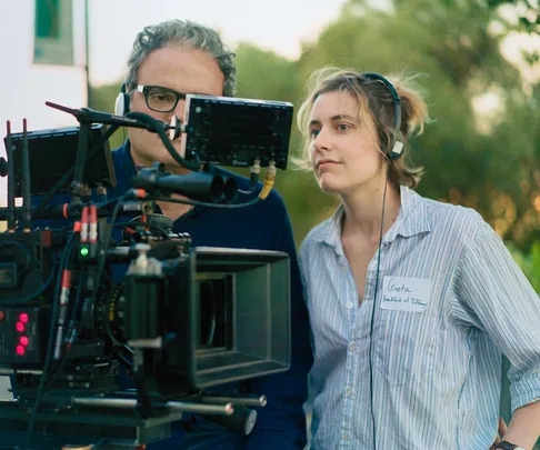 Greta Gerwig Directing Lady Bird