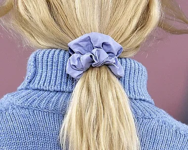 Hair clip.