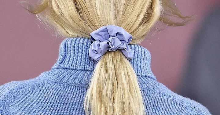 Hair clip.