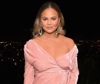 Chrissy Teigen Postnatal Depression