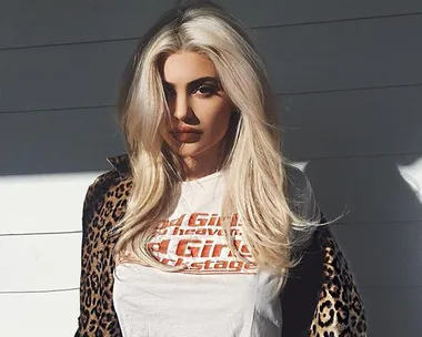 Kylie Jenner Is Definitely Copying Big Sister Kim With Her New Icy Blonde Locks