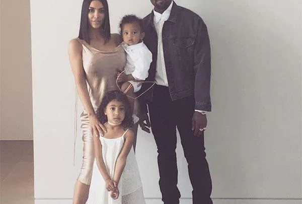 Kim Kardashian Family Photo Chicago