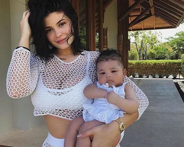 Kylie Jenner tormi Webster Holiday Photos