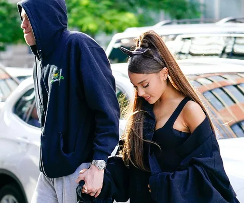 Ariana Grande and Pete Davidson.