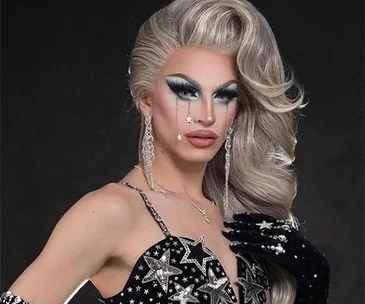 Aquaria stars beauty look