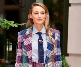 Blake Lively Shuts Down Troll