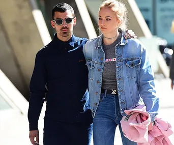 Sophie Turner Joe Jonas Crying Reason Tweet