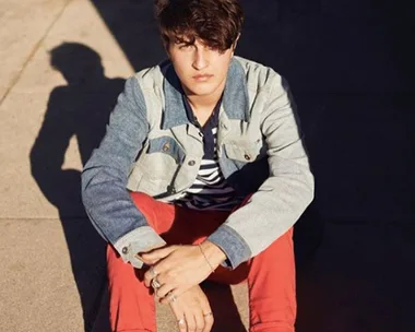 Anwar Hadid