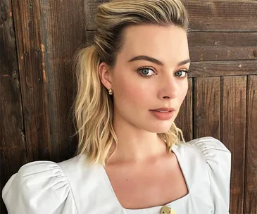 Margot Robbie.