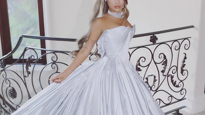 Ariana Grande.