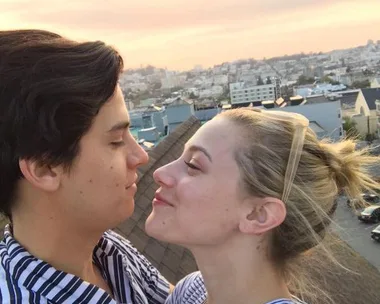 Lili Reinhart Cole Sprouse