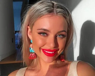 Monique from The Bachelor Australia 2019.