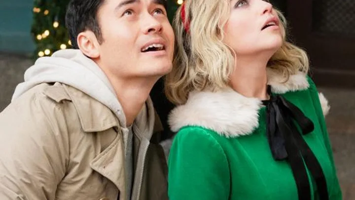 Henry Golding and Emilia Clarke in Last Christmas.