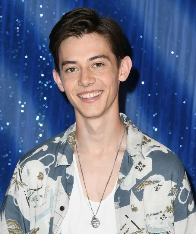 Yet Lock Actor Locke And Key Lucas Actor 60 Photos - Moonagedaydream.film