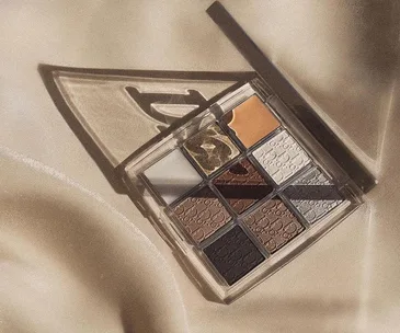 The Best Cool-Toned Nude Eyeshadow Palettes