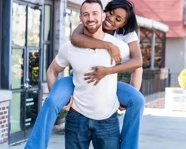 Lauren and Cameron from Netflix's 'Love Is Blind'.