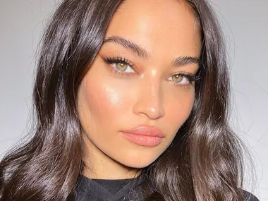 ‘Highlighter Layering’ Is The Dewy-Skin Secret Makeup Artists Swear By