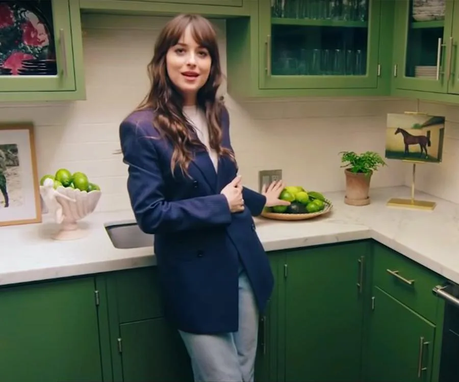 Dakota Johnson and her limes