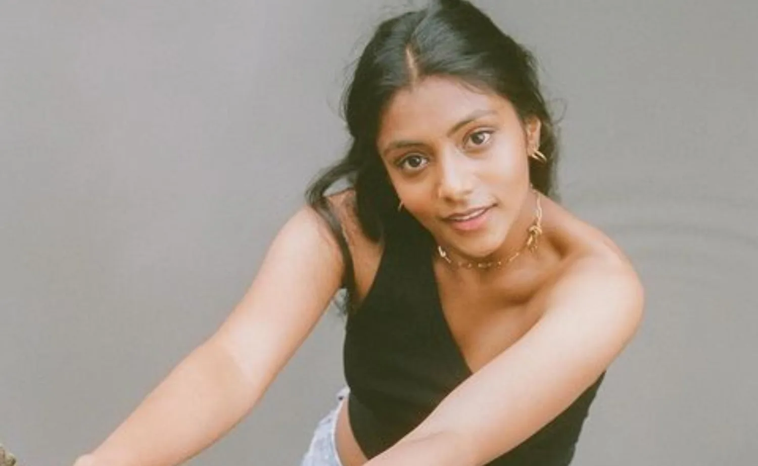 Meet Charithra Chandran: Multi-Talented ‘Bridgerton’ Star | ELLE