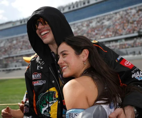 pete-davidson-chase-sui-wonders-dating