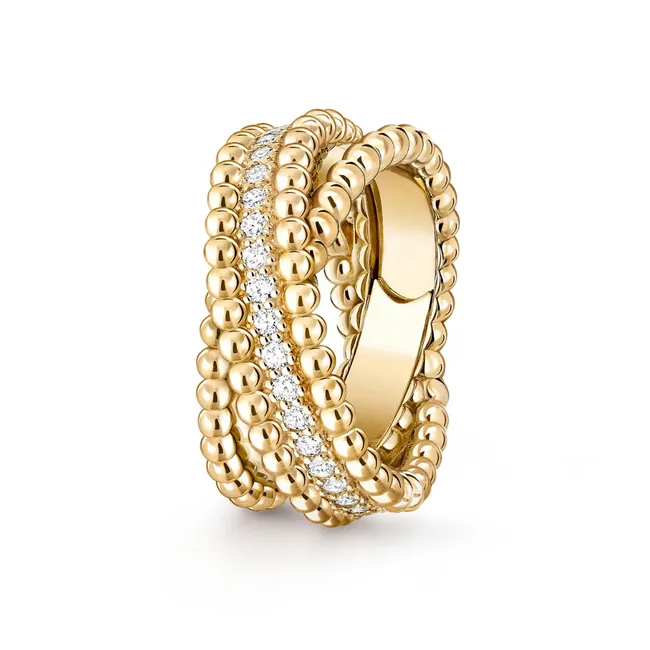 van-cleef-gold ring