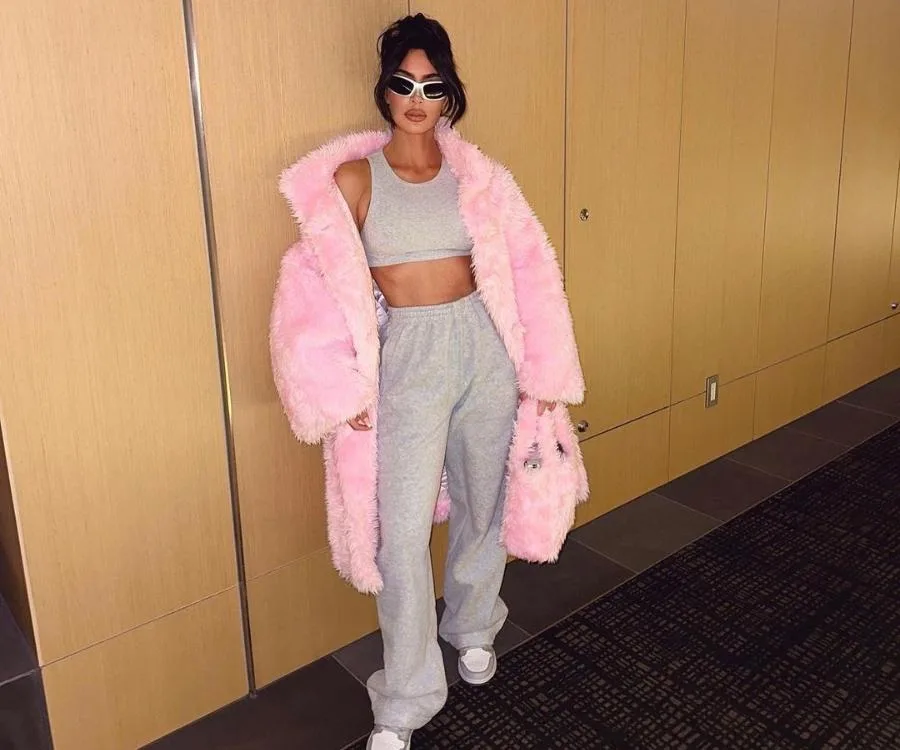 Kim Kardashian Called Out For Dressing Like A Clown