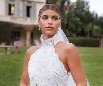 sofia-richie-grainge-wedding-makeup