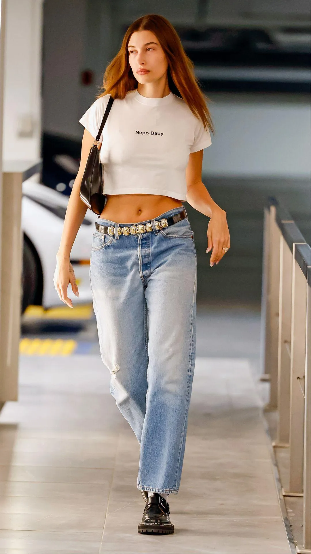 hailey-bieber-nepo-baby-slogan-tee