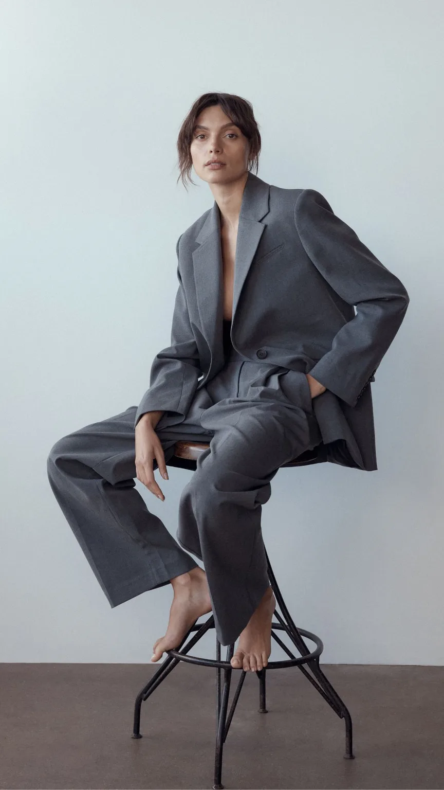 Margaret in ‘Anyone But You’ Meet Charlee Fraser ELLE