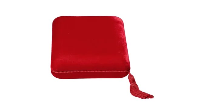 ELLE Best Valentine Gifts Sophie Billie Brahe