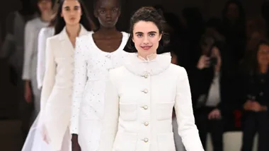 margaret-qualley-chanel-haute-couture