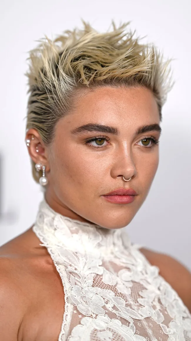 florence-pugh-hair-short