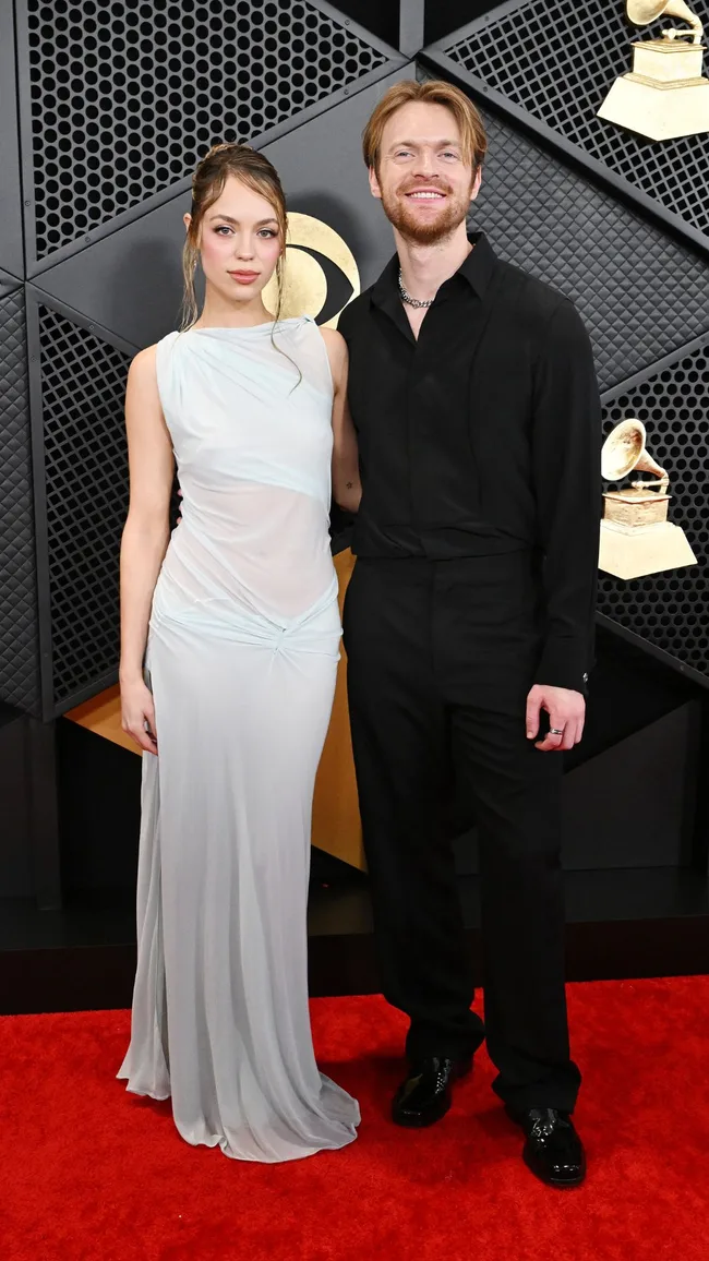 grammys-2024-red-carpet