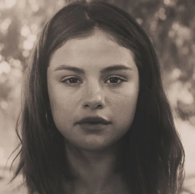 selena-gomez-no-makeup