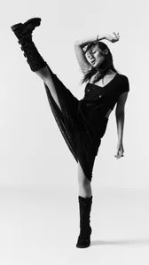 Alycia Debnam-Carey’s New Moves In Film & Fashion | ELLE