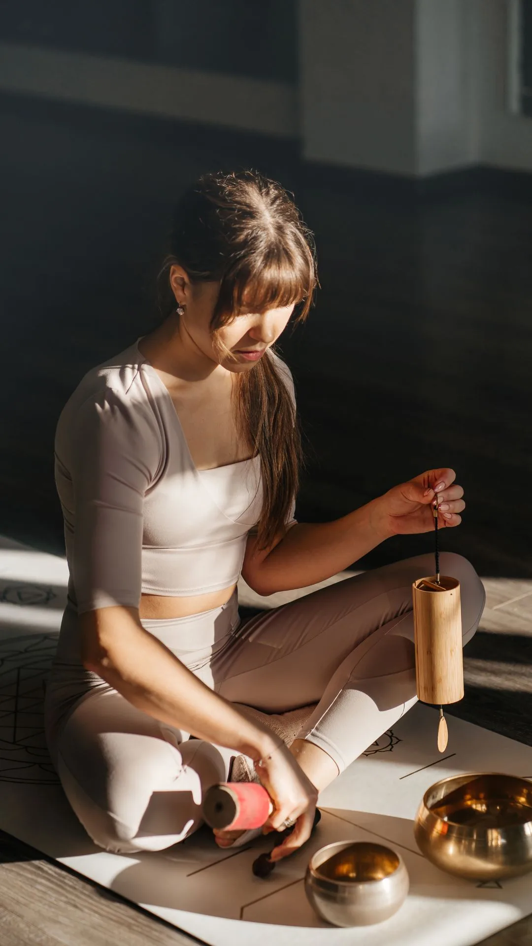 What Is a Sound Bath? Benefits of Sound Healing Explained | ELLE
