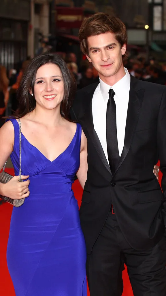 andrew-garfield-girlfriend-shannon-woodward