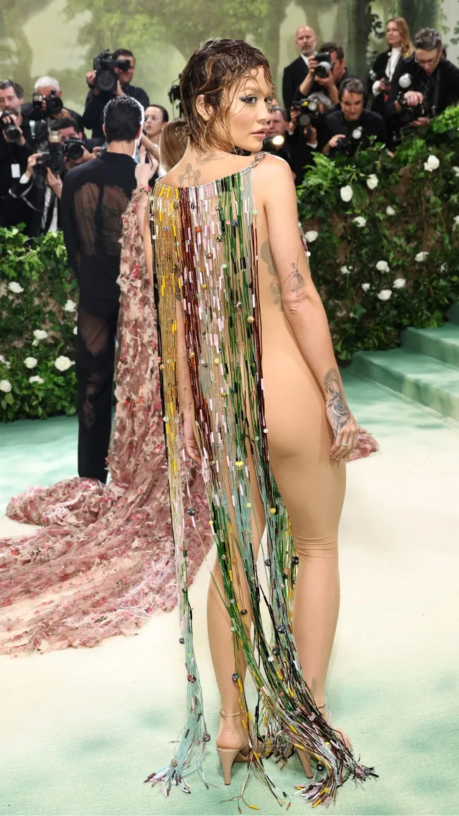 Rita Ora arrives at the 2024 Met Gala.