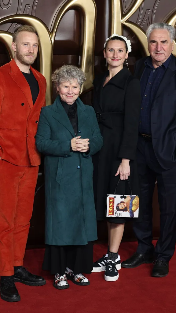 dating bridgerton stars sam phillips and bessie carter with her parents imelda staunton and jim carter