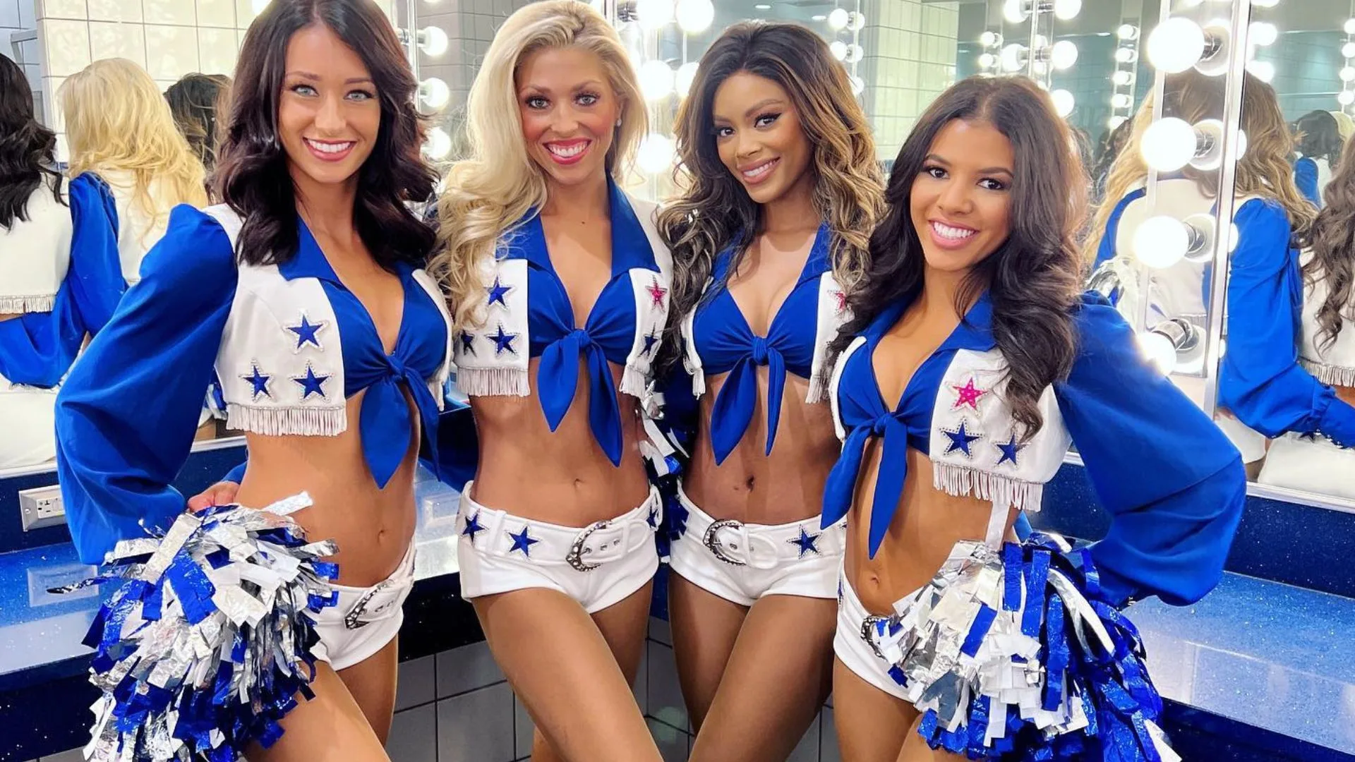 Group of Dallas Cowboy Cheerleaders