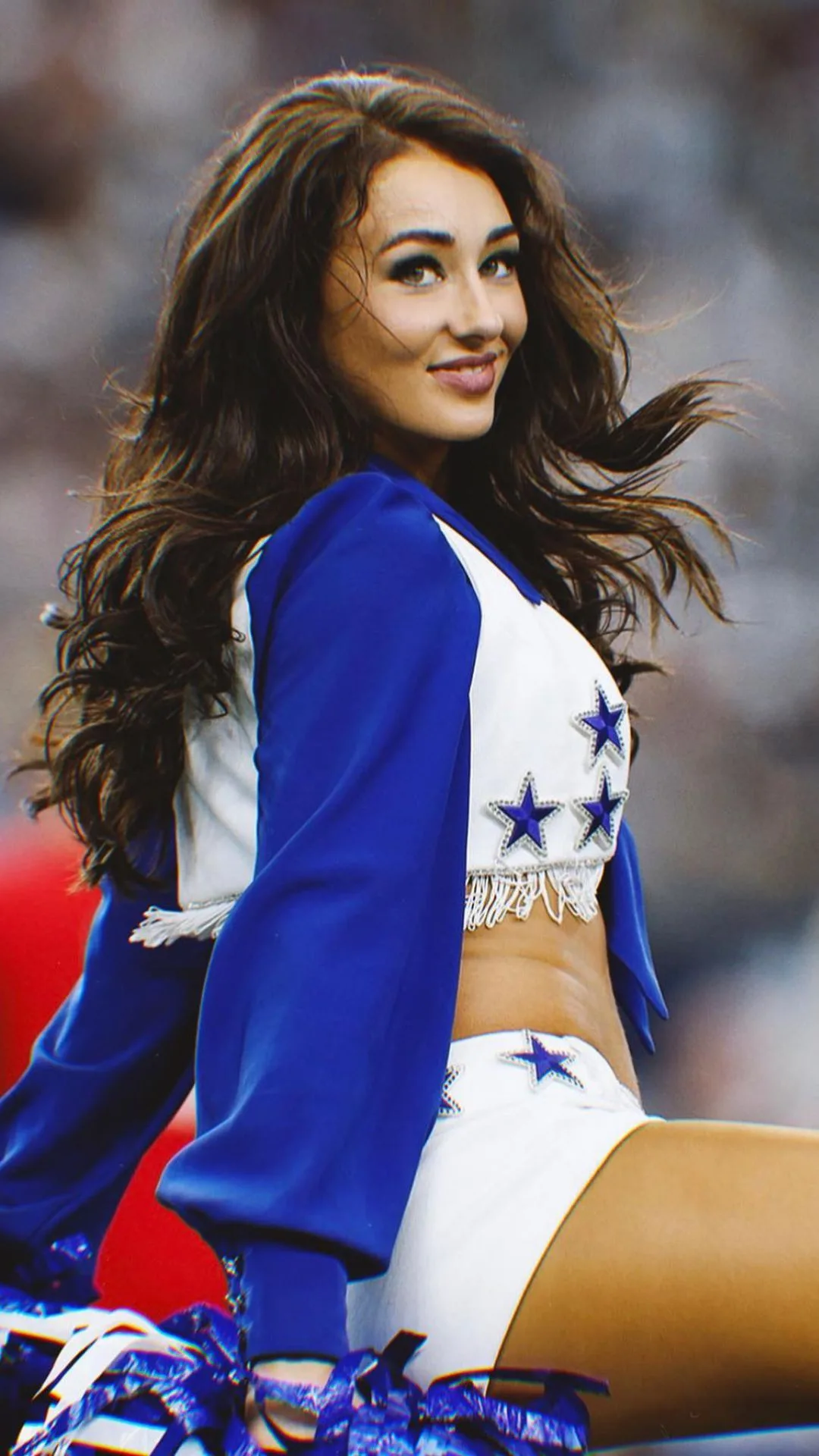 Real' Jobs of Dallas Cowboys Cheerleaders Revealed ELLE(02)