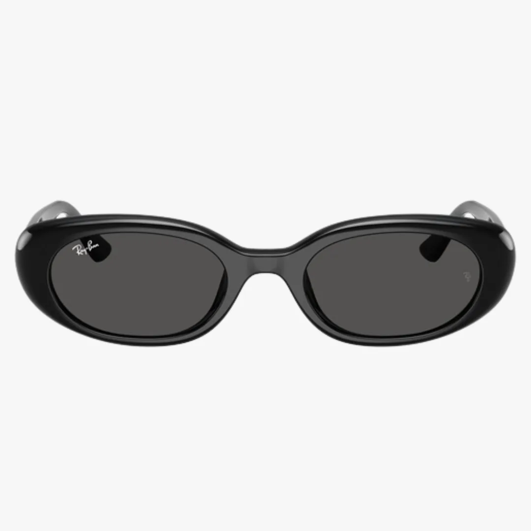 Hailey Bieber sunglasses - Ray Ban